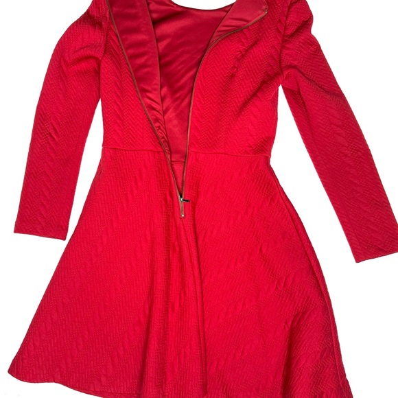 Betsey Johnson Red Quilted Long Sleeve Skater Dress Size 6 - Picture 3 of 8